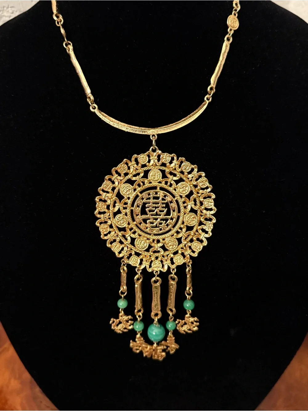 Vintage 1960s Goldette New York Signed Gold Tone Asian Runway Necklace Perfect!